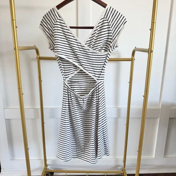 Garage Mini Dress Open Back Fit and Flare Black and White Stripes W Sz S - Picture 2 of 8
